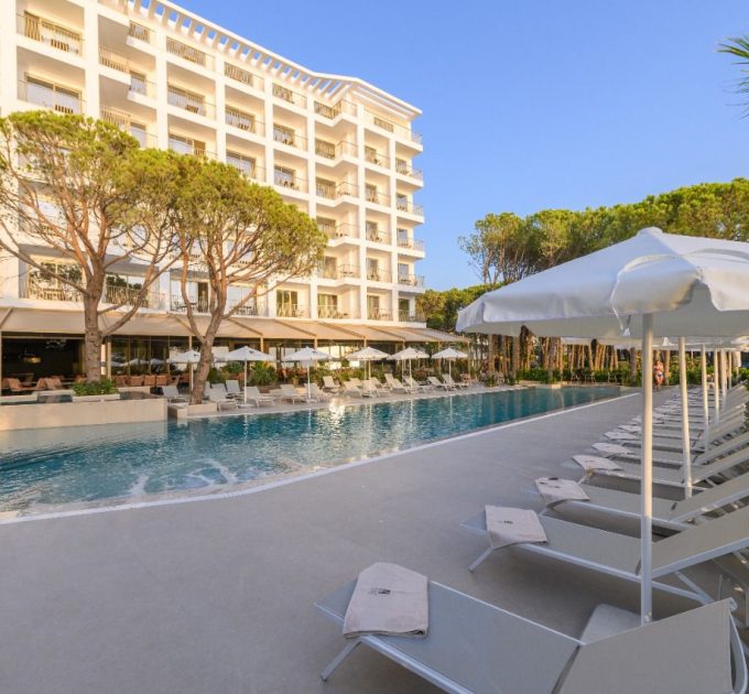 FLLAD RESORT & SPA