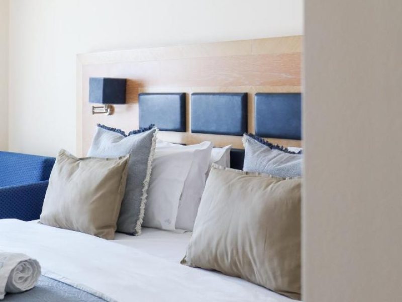 Double Room with Sea View (BB)