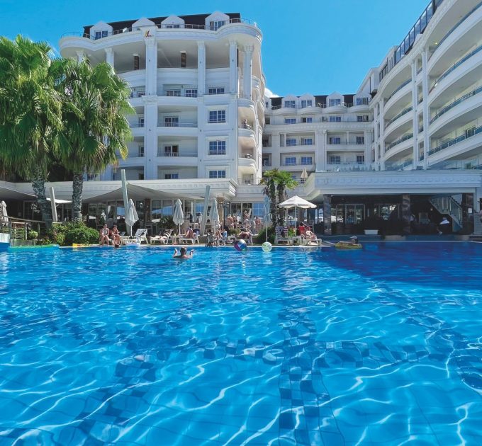 HOTEL FAFA PREMIUM