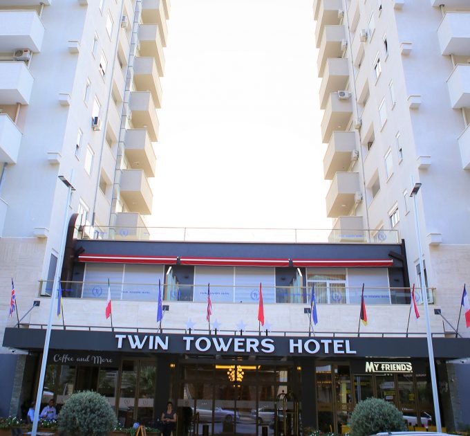 TWIN TOWERS HOTEL 4*