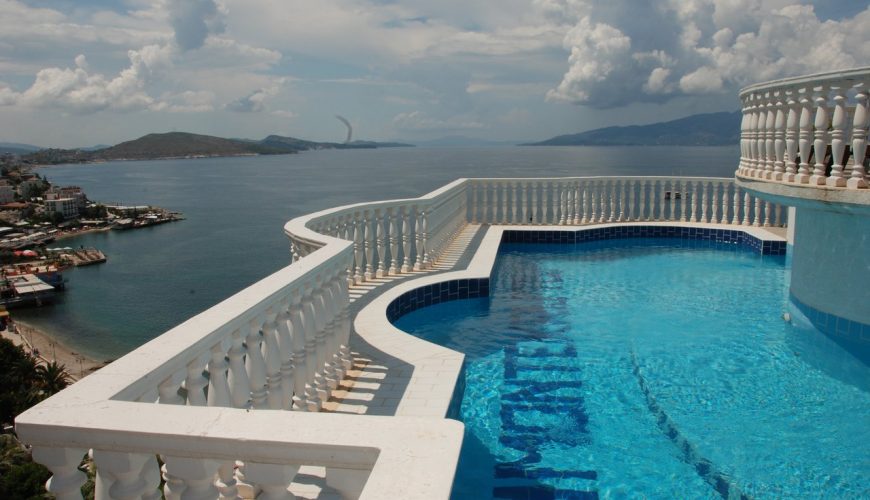 Oferta turistike për fundjavë dhe udhëtime!