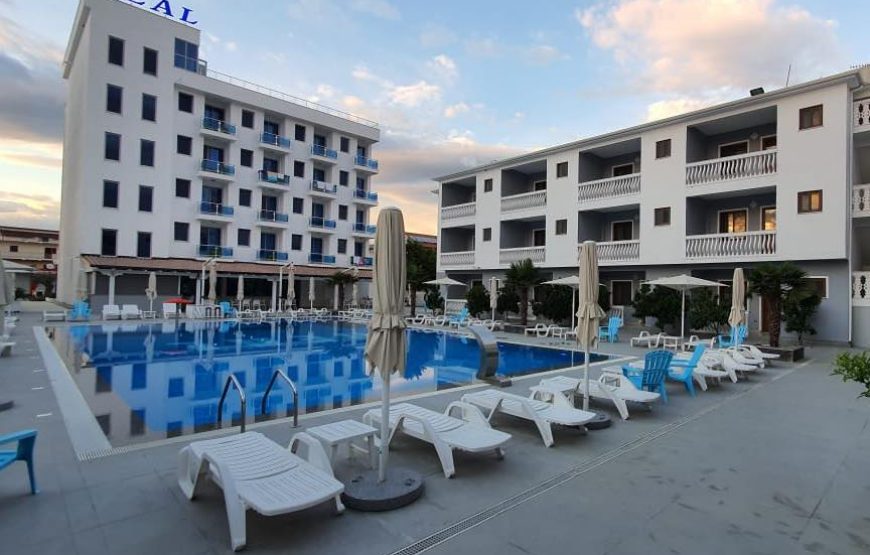 HOTEL REAL
