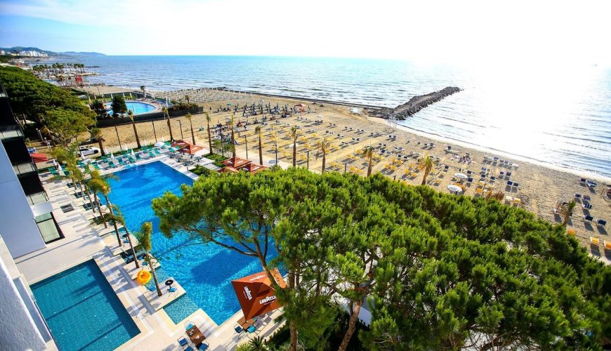 Oferta turistike për fundjavë dhe udhëtime!