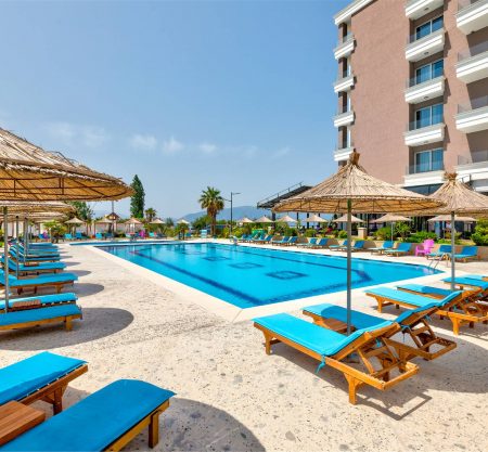 KRAAL HOTEL VLORE
