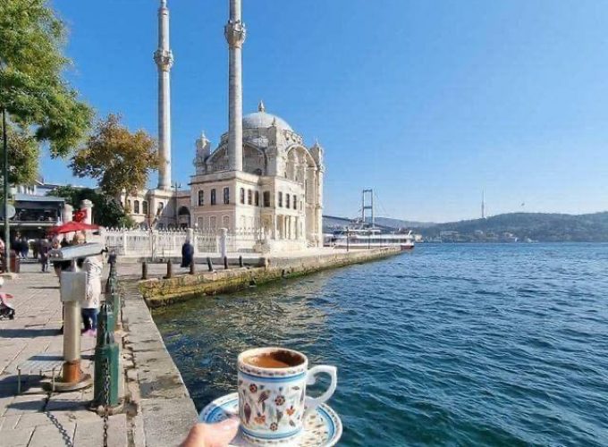 Festo 1 Majin në Stamboll – 4 Ditë €165