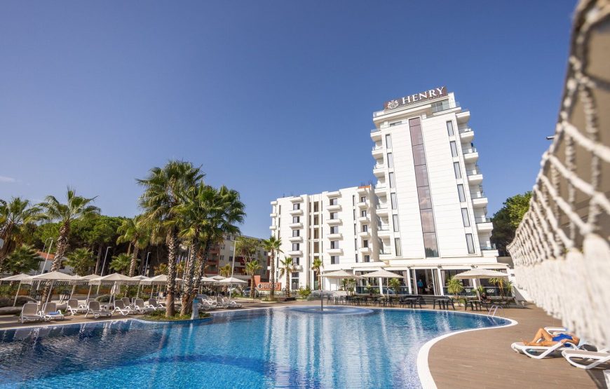 HENRY RESORT & SPA