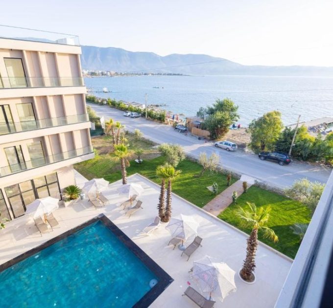 TRIS3 HOTEL – RADHIME