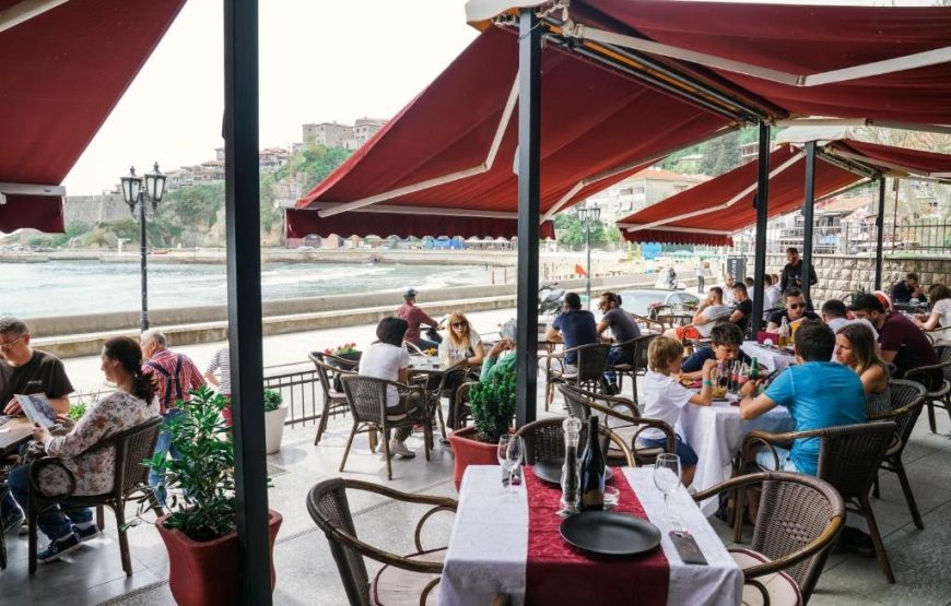 VUE MER HOTEL –  ULQIN