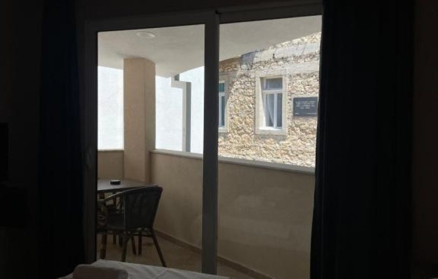 VUE MER HOTEL –  ULQIN