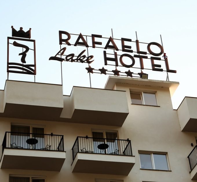 RAFAELO LAKE HOTEL – SHENGJIN